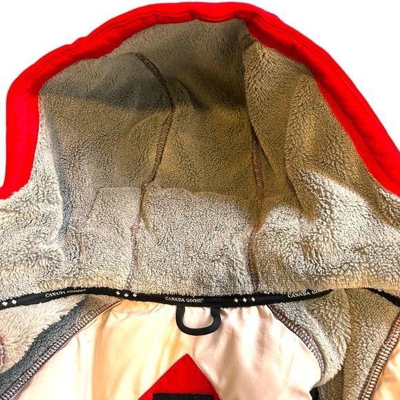 Canada Goose Women's Hybridge Hoodie- Down Filled Polartec Jacket- Red- Small - Picture 12 of 15